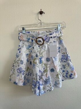 Zimmermann Natura Tuck Shorts Blue Garden NWT, US 4 (Zimmermann size 0)